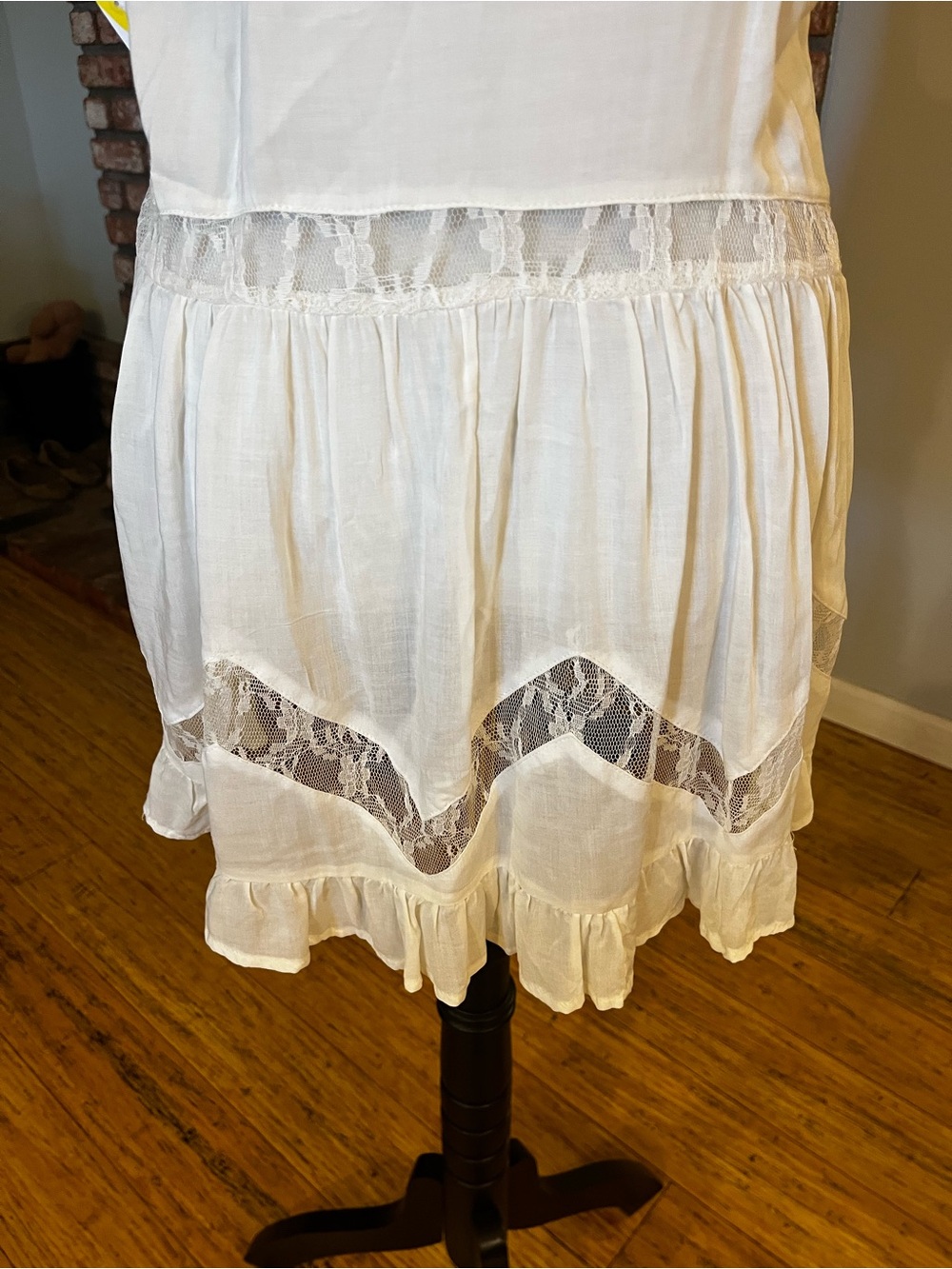 Free People Cream Sleeveless Lace-Trim Tunic - Picture 4 of 7